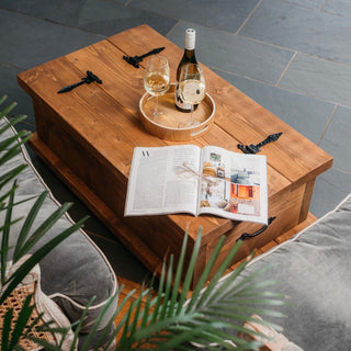 Discover the inherent natural charm of our rustic Beaulieu chest coffee table, meticulously handmade in Hampshire. Ideal for maintaining a clutter-free surface while keeping the living room's essentials within easy reach.